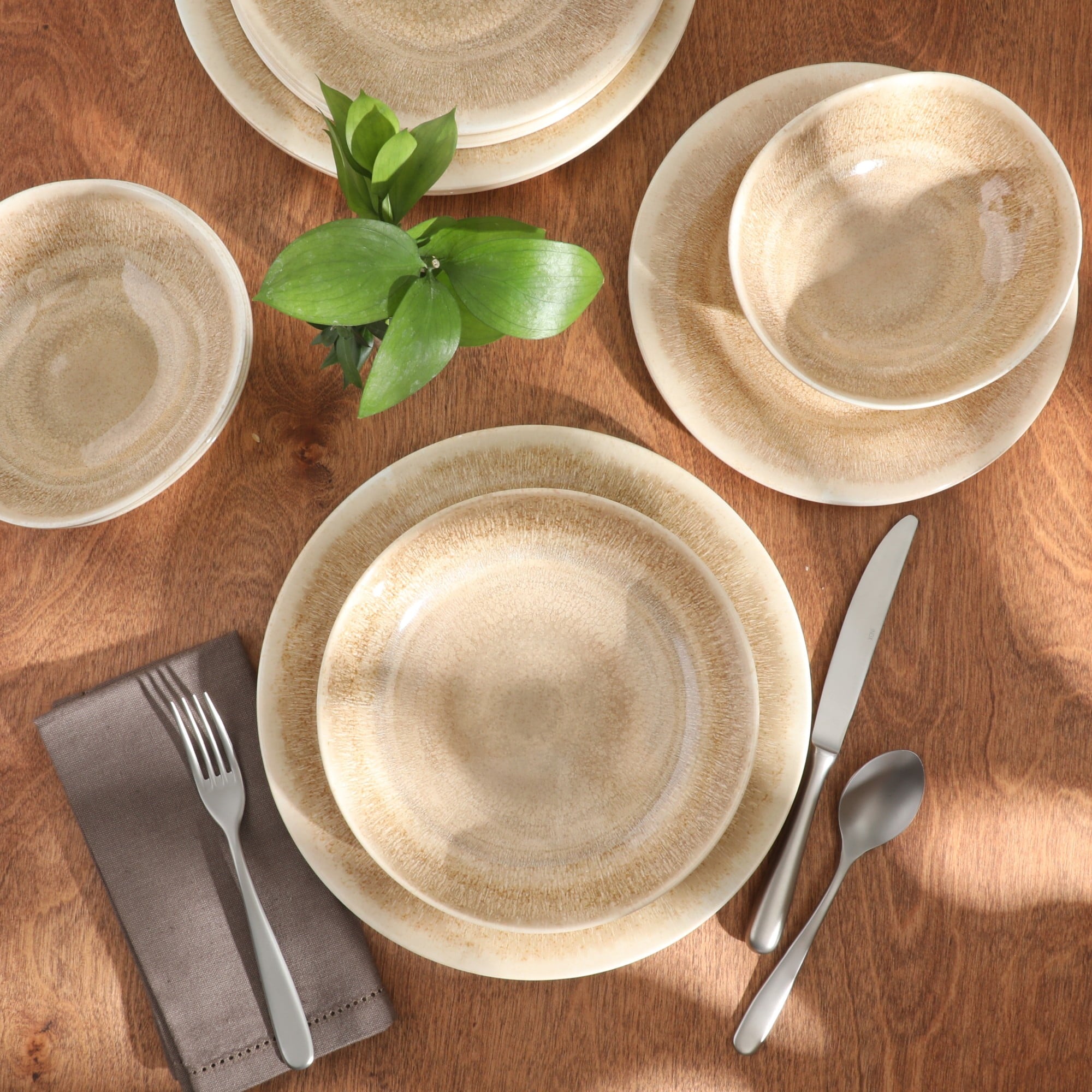 Gibson Home Casper Court 16-Piece Melamine Dinnerware Set – Reactive Glaze Look - Service for - Beige