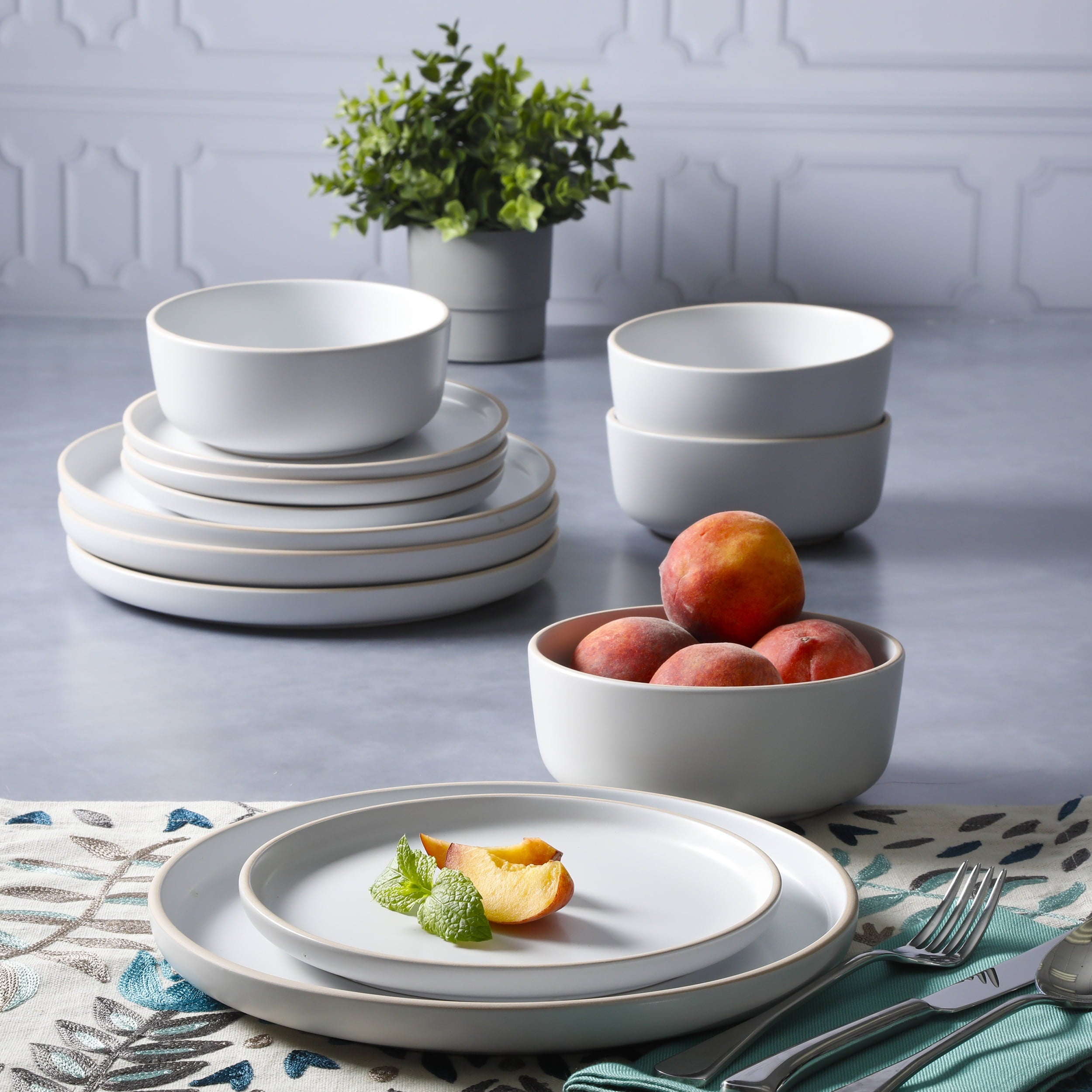 Gibson Home Everyday Essential White Dinnerware Set, 12-Piece Set